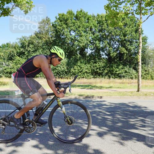 09.08.2026 - GEWOBA Citytriathlon Bremen Michael Burmester http://msf.ph/oto/9959750 09.08.2026 12:30:09 Radfahren 591, 593, 677, 747, 963, 967, 1004, 1128 meine-sportfotos.de