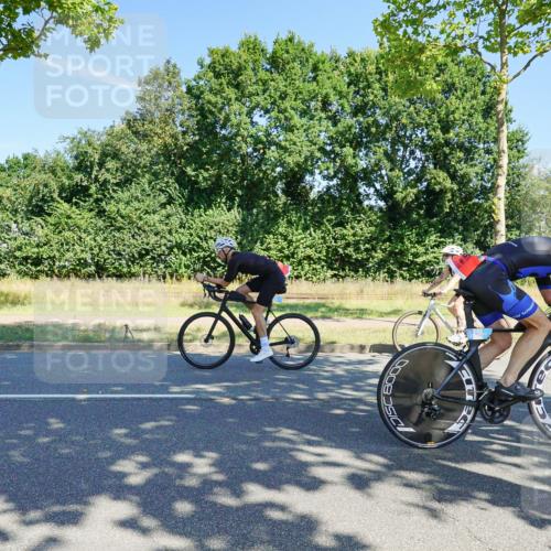 09.08.2026 - GEWOBA Citytriathlon Bremen Michael Burmester http://msf.ph/oto/9959753 09.08.2026 12:30:14 Radfahren 591, 677, 747, 1004, 1128 meine-sportfotos.de