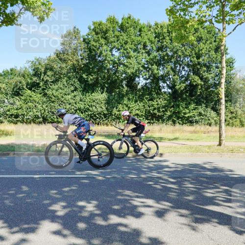 09.08.2026 - GEWOBA Citytriathlon Bremen Michael Burmester http://msf.ph/oto/9959760 09.08.2026 12:30:23 Radfahren 591, 605, 677, 683, 746, 747, 1116, 1149 meine-sportfotos.de