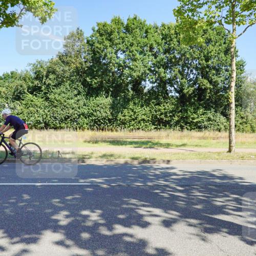 09.08.2026 - GEWOBA Citytriathlon Bremen Michael Burmester http://msf.ph/oto/9959762 09.08.2026 12:30:25 Radfahren 544, 591, 605, 677, 683, 746, 747, 1116, 1117, 1149 meine-sportfotos.de