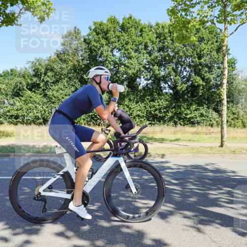 09.08.2026 - GEWOBA Citytriathlon Bremen Michael Burmester http://msf.ph/oto/9959785 09.08.2026 12:31:02 Radfahren 547, 580, 662, 721, 824, 852, 882, 947 meine-sportfotos.de