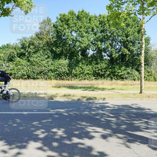 09.08.2026 - GEWOBA Citytriathlon Bremen Michael Burmester http://msf.ph/oto/9959813 09.08.2026 12:31:33 Radfahren 561, 606, 613, 647, 686, 1150 meine-sportfotos.de