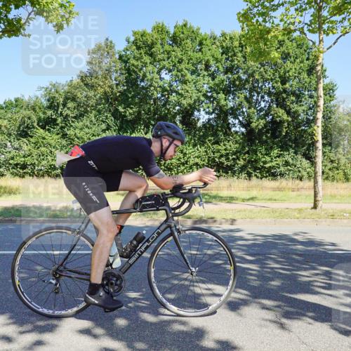 09.08.2026 - GEWOBA Citytriathlon Bremen Michael Burmester http://msf.ph/oto/9959816 09.08.2026 12:31:38 Radfahren 561, 606, 613, 647 meine-sportfotos.de