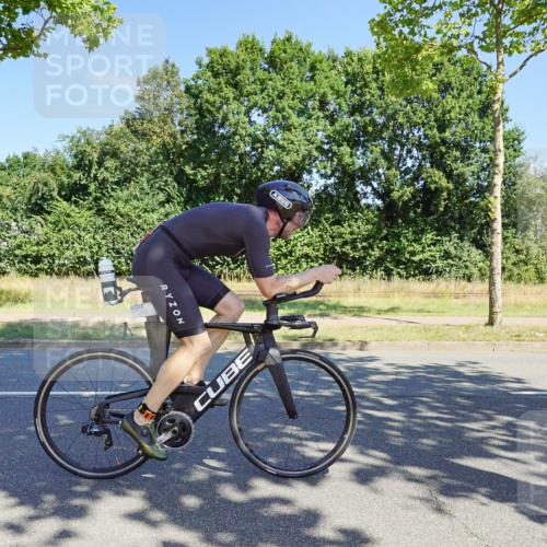09.08.2026 - GEWOBA Citytriathlon Bremen Michael Burmester http://msf.ph/oto/9959822 09.08.2026 12:31:48 Radfahren 613, 647, 735, 799 meine-sportfotos.de