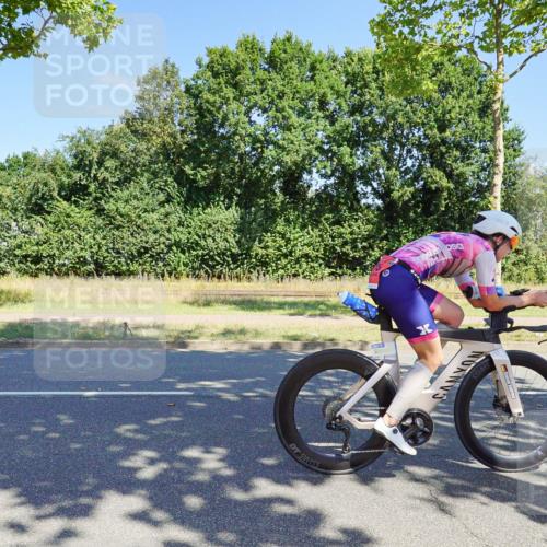 09.08.2026 - GEWOBA Citytriathlon Bremen Michael Burmester http://msf.ph/oto/9959828 09.08.2026 12:32:03 Radfahren 579, 650, 799, 883, 884, 955, 990 meine-sportfotos.de