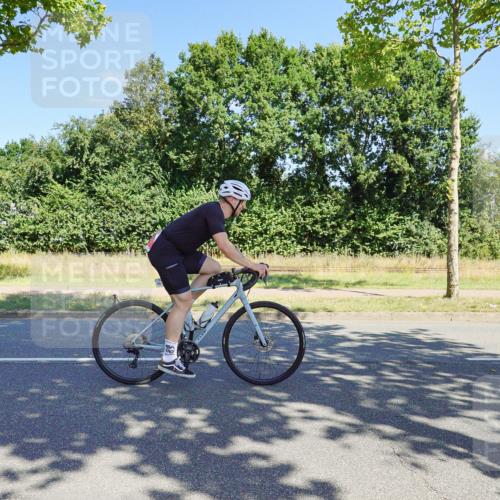 09.08.2026 - GEWOBA Citytriathlon Bremen Michael Burmester http://msf.ph/oto/9959841 09.08.2026 12:32:28 Radfahren 590, 594, 680, 765, 867, 874, 920, 1006 meine-sportfotos.de