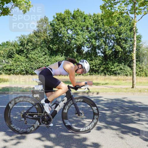 09.08.2026 - GEWOBA Citytriathlon Bremen Michael Burmester http://msf.ph/oto/9959845 09.08.2026 12:32:35 Radfahren 590, 594, 680, 874, 983, 1006, 1008 meine-sportfotos.de