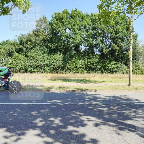 09.08.2026 - GEWOBA Citytriathlon Bremen Michael Burmester http://msf.ph/oto/9959856 09.08.2026 12:32:52 Radfahren 582, 636, 875, 921, 983, 1137 meine-sportfotos.de