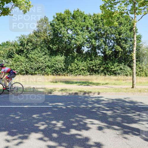 09.08.2026 - GEWOBA Citytriathlon Bremen Michael Burmester http://msf.ph/oto/9959862 09.08.2026 12:33:12 Radfahren 582, 879, 930, 1006, 1016 meine-sportfotos.de