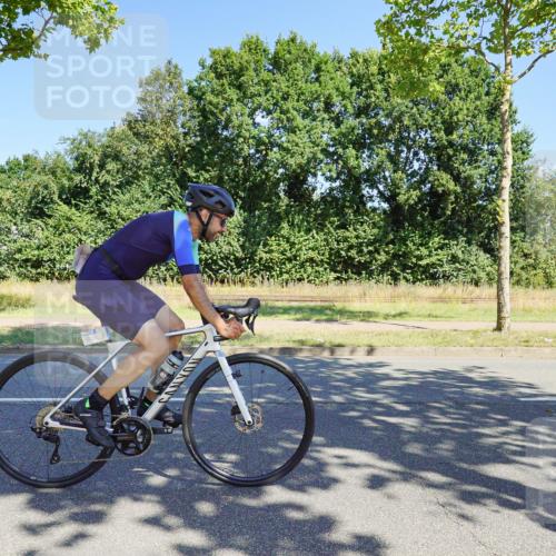 09.08.2026 - GEWOBA Citytriathlon Bremen Michael Burmester http://msf.ph/oto/9959868 09.08.2026 12:33:21 Radfahren 730, 769, 879, 880, 930, 1006, 1133 meine-sportfotos.de