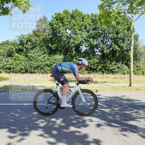 09.08.2026 - GEWOBA Citytriathlon Bremen Michael Burmester http://msf.ph/oto/9959873 09.08.2026 12:33:33 Radfahren 583, 615, 679, 717, 730, 769, 784, 880, 1006, 1133 meine-sportfotos.de