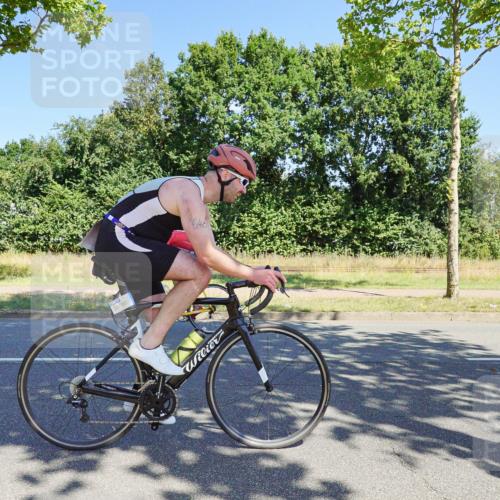 09.08.2026 - GEWOBA Citytriathlon Bremen Michael Burmester http://msf.ph/oto/9959881 09.08.2026 12:33:42 Radfahren 583, 615, 648, 679, 717, 750, 784, 1006 meine-sportfotos.de