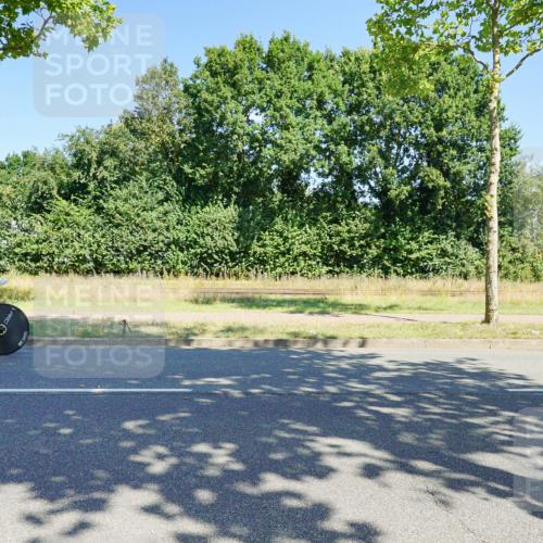 09.08.2026 - GEWOBA Citytriathlon Bremen Michael Burmester http://msf.ph/oto/9959886 09.08.2026 12:33:51 Radfahren 648, 750, 784, 932, 1006, 1158 meine-sportfotos.de