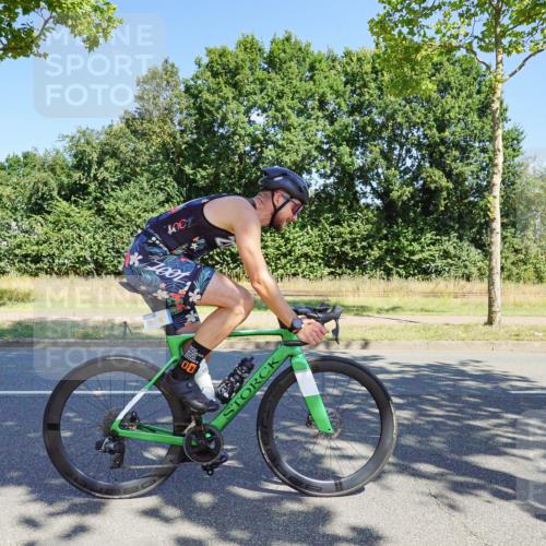 09.08.2026 - GEWOBA Citytriathlon Bremen Michael Burmester http://msf.ph/oto/9959887 09.08.2026 12:33:53 Radfahren 648, 750, 784, 914, 932, 1006, 1158 meine-sportfotos.de