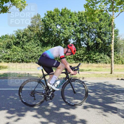 09.08.2026 - GEWOBA Citytriathlon Bremen Michael Burmester http://msf.ph/oto/9959909 09.08.2026 12:34:20 Radfahren 545, 569, 611, 733, 1013, 1015, 1130, 1143, 1160 meine-sportfotos.de