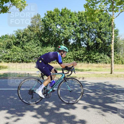 09.08.2026 - GEWOBA Citytriathlon Bremen Michael Burmester http://msf.ph/oto/9959910 09.08.2026 12:34:21 Radfahren 569, 611, 733, 808, 1013, 1015, 1130, 1143, 1160 meine-sportfotos.de
