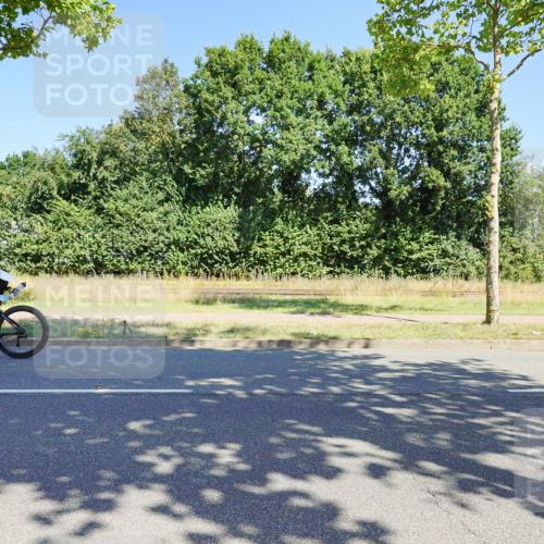 09.08.2026 - GEWOBA Citytriathlon Bremen Michael Burmester http://msf.ph/oto/9959923 09.08.2026 12:34:38 Radfahren 569, 628, 716, 726, 733, 757, 808, 855, 939, 1130 meine-sportfotos.de