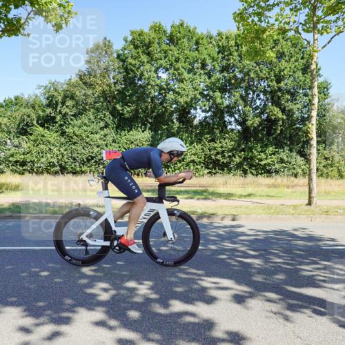09.08.2026 - GEWOBA Citytriathlon Bremen Michael Burmester http://msf.ph/oto/9959928 09.08.2026 12:34:47 Radfahren 557, 628, 726, 756, 757, 855, 939, 1145 meine-sportfotos.de