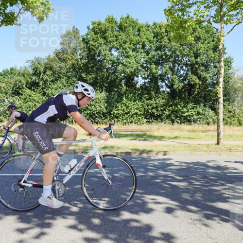 09.08.2026 - GEWOBA Citytriathlon Bremen Michael Burmester http://msf.ph/oto/9959941 09.08.2026 12:35:11 Radfahren 555, 574, 598, 609, 624, 778, 804, 807, 846, 1138 meine-sportfotos.de
