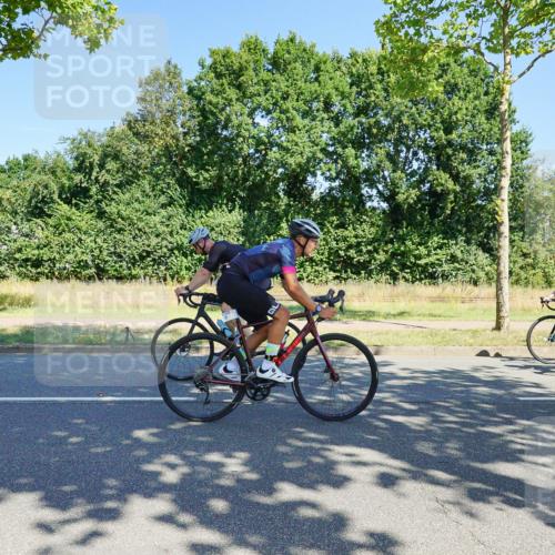 09.08.2026 - GEWOBA Citytriathlon Bremen Michael Burmester http://msf.ph/oto/9959942 09.08.2026 12:35:12 Radfahren 555, 574, 598, 609, 624, 778, 804, 807, 826, 846, 1138 meine-sportfotos.de