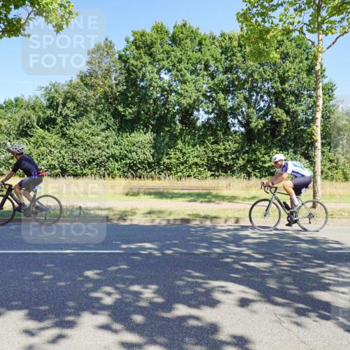 09.08.2026 - GEWOBA Citytriathlon Bremen Michael Burmester http://msf.ph/oto/9959952 09.08.2026 12:35:24 Radfahren 600, 609, 739, 773, 777, 778, 804, 826, 846, 987, 1138 meine-sportfotos.de
