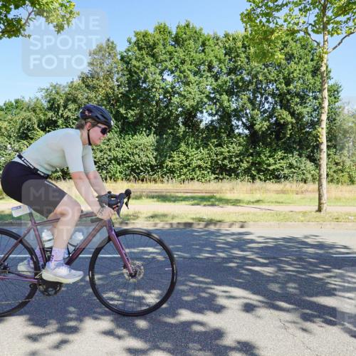 09.08.2026 - GEWOBA Citytriathlon Bremen Michael Burmester http://msf.ph/oto/9959958 09.08.2026 12:35:33 Radfahren 552, 600, 739, 773, 777, 987 meine-sportfotos.de