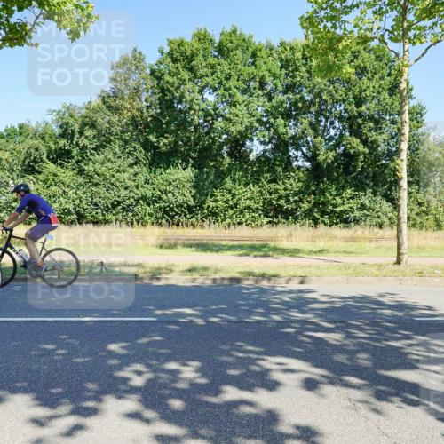 09.08.2026 - GEWOBA Citytriathlon Bremen Michael Burmester http://msf.ph/oto/9959959 09.08.2026 12:35:35 Radfahren 552, 773, 777, 814, 987 meine-sportfotos.de