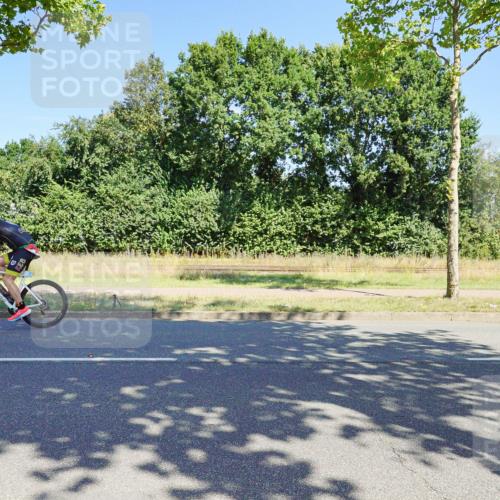 09.08.2026 - GEWOBA Citytriathlon Bremen Michael Burmester http://msf.ph/oto/9959961 09.08.2026 12:35:37 Radfahren 552, 758, 777, 814, 987 meine-sportfotos.de