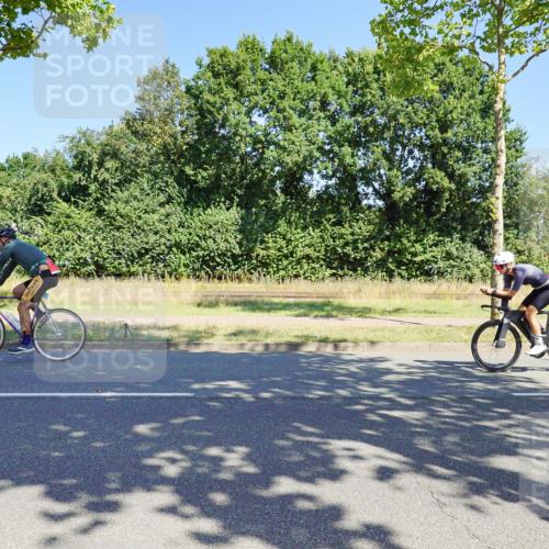 09.08.2026 - GEWOBA Citytriathlon Bremen Michael Burmester http://msf.ph/oto/9959969 09.08.2026 12:35:46 Radfahren 552, 758, 814, 820, 895 meine-sportfotos.de