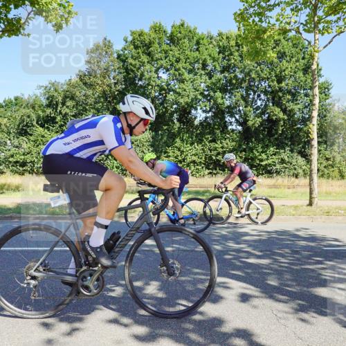 09.08.2026 - GEWOBA Citytriathlon Bremen Michael Burmester http://msf.ph/oto/9959983 09.08.2026 12:36:11 Radfahren 560, 562, 564, 565, 682, 737, 781, 901, 918, 948, 981, 1009, 1110, 1119, 1155 meine-sportfotos.de