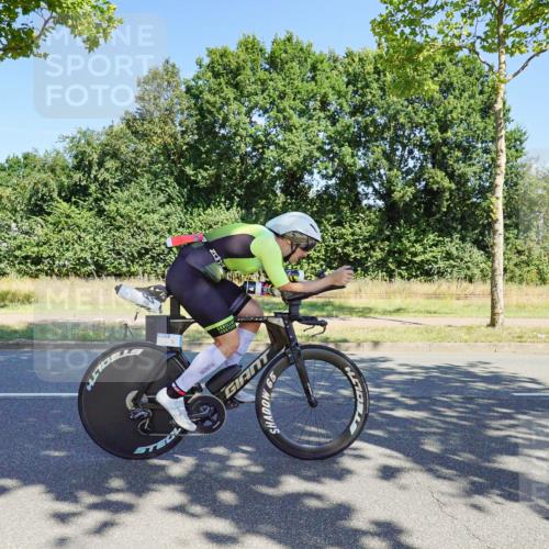 09.08.2026 - GEWOBA Citytriathlon Bremen Michael Burmester http://msf.ph/oto/9959987 09.08.2026 12:36:15 Radfahren 560, 562, 564, 565, 682, 737, 748, 781, 948, 981, 1110, 1119, 1139 meine-sportfotos.de