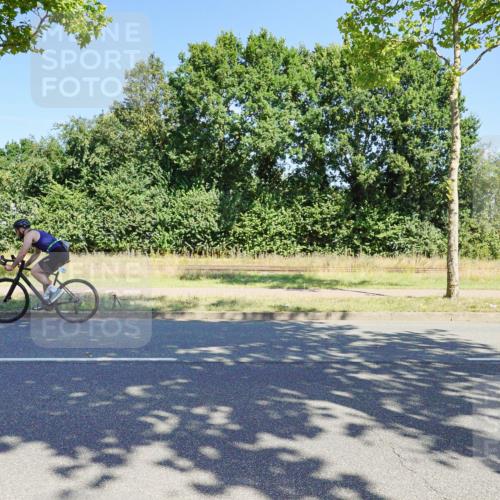 09.08.2026 - GEWOBA Citytriathlon Bremen Michael Burmester http://msf.ph/oto/9959990 09.08.2026 12:36:19 Radfahren 560, 562, 565, 668, 673, 682, 748, 780, 781, 864, 948, 981, 1110, 1119, 1139 meine-sportfotos.de