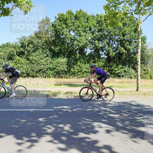 09.08.2026 - GEWOBA Citytriathlon Bremen Michael Burmester http://msf.ph/oto/9959994 09.08.2026 12:36:23 Radfahren 560, 562, 668, 673, 682, 748, 749, 780, 781, 864, 948, 1110, 1118, 1119, 1129, 1139, 1146 meine-sportfotos.de