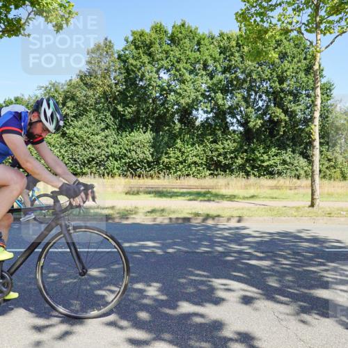 09.08.2026 - GEWOBA Citytriathlon Bremen Michael Burmester http://msf.ph/oto/9960002 09.08.2026 12:36:29 Radfahren 653, 668, 673, 682, 748, 749, 780, 864, 979, 1110, 1118, 1129, 1139, 1146 meine-sportfotos.de