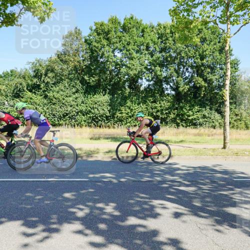 09.08.2026 - GEWOBA Citytriathlon Bremen Michael Burmester http://msf.ph/oto/9960012 09.08.2026 12:36:45 Radfahren 653, 699, 861, 970, 979, 1005, 1147 meine-sportfotos.de