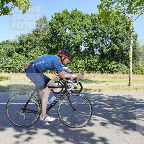 09.08.2026 - GEWOBA Citytriathlon Bremen Michael Burmester http://msf.ph/oto/9960035 09.08.2026 12:37:17 Radfahren 566, 568, 728, 744, 787, 788, 790, 792, 812, 839, 938, 1126, 1142 meine-sportfotos.de