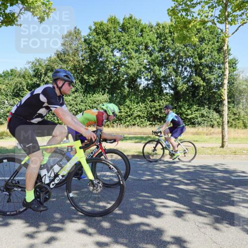 09.08.2026 - GEWOBA Citytriathlon Bremen Michael Burmester http://msf.ph/oto/9960045 09.08.2026 12:37:27 Radfahren 568, 604, 627, 678, 790, 792, 816, 839, 935, 938, 1109 meine-sportfotos.de
