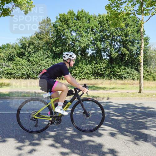 09.08.2026 - GEWOBA Citytriathlon Bremen Michael Burmester http://msf.ph/oto/9960047 09.08.2026 12:37:29 Radfahren 568, 604, 627, 678, 790, 792, 816, 839, 935, 938, 1109 meine-sportfotos.de