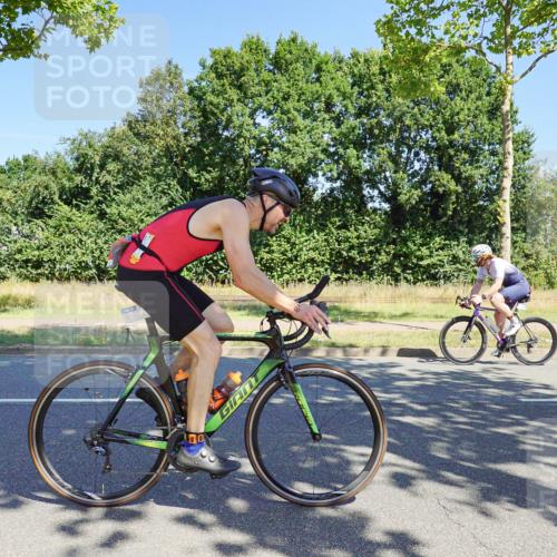 09.08.2026 - GEWOBA Citytriathlon Bremen Michael Burmester http://msf.ph/oto/9960048 09.08.2026 12:37:30 Radfahren 604, 627, 678, 727, 790, 792, 816, 839, 935, 938, 1109 meine-sportfotos.de