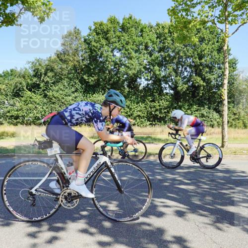 09.08.2026 - GEWOBA Citytriathlon Bremen Michael Burmester http://msf.ph/oto/9960065 09.08.2026 12:37:57 Radfahren 559, 571, 687, 745, 763, 897, 911, 1017, 1113, 1114 meine-sportfotos.de