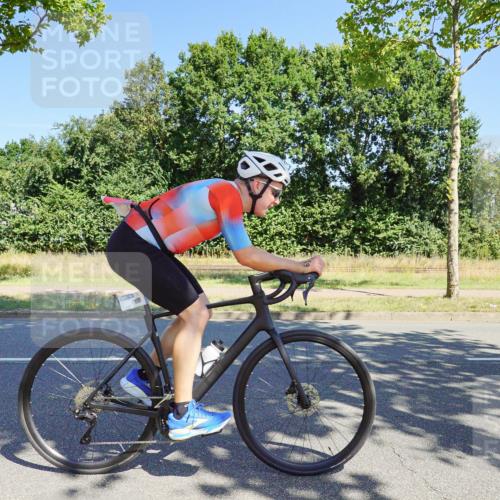 09.08.2026 - GEWOBA Citytriathlon Bremen Michael Burmester http://msf.ph/oto/9960086 09.08.2026 12:38:26 Radfahren 541, 570, 596, 603, 623, 672, 695, 762, 886, 912 meine-sportfotos.de