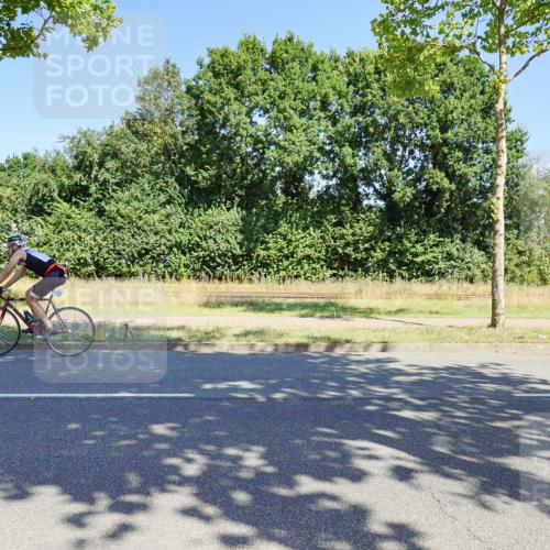 09.08.2026 - GEWOBA Citytriathlon Bremen Michael Burmester http://msf.ph/oto/9960088 09.08.2026 12:38:30 Radfahren 541, 570, 596, 623, 637, 672, 695, 844, 912 meine-sportfotos.de