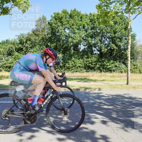 09.08.2026 - GEWOBA Citytriathlon Bremen Michael Burmester http://msf.ph/oto/9960089 09.08.2026 12:38:34 Radfahren 541, 570, 572, 623, 637, 695, 838, 844, 912, 1111, 1156 meine-sportfotos.de