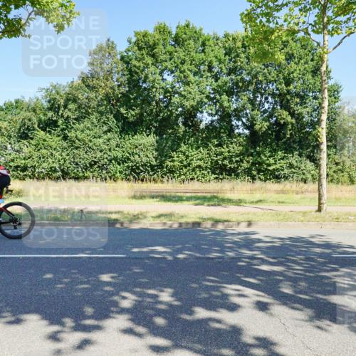 09.08.2026 - GEWOBA Citytriathlon Bremen Michael Burmester http://msf.ph/oto/9960100 09.08.2026 12:38:49 Radfahren 572, 577, 625, 667, 798, 838, 844, 1003, 1111, 1156 meine-sportfotos.de