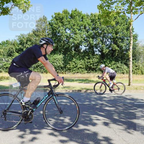 09.08.2026 - GEWOBA Citytriathlon Bremen Michael Burmester http://msf.ph/oto/9960101 09.08.2026 12:38:50 Radfahren 572, 577, 625, 667, 798, 838, 902, 1003, 1111, 1156 meine-sportfotos.de