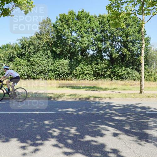 09.08.2026 - GEWOBA Citytriathlon Bremen Michael Burmester http://msf.ph/oto/9960121 09.08.2026 12:39:18 Radfahren 664, 705, 770, 776, 817, 931, 1124 meine-sportfotos.de