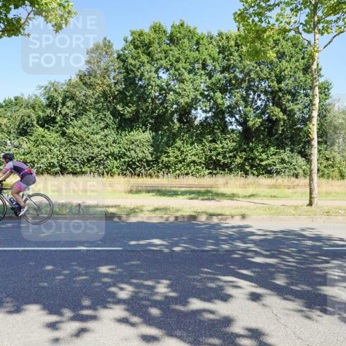 09.08.2026 - GEWOBA Citytriathlon Bremen Michael Burmester http://msf.ph/oto/9960124 09.08.2026 12:39:24 Radfahren 656, 664, 705, 783, 817 meine-sportfotos.de