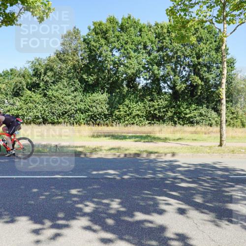 09.08.2026 - GEWOBA Citytriathlon Bremen Michael Burmester http://msf.ph/oto/9960125 09.08.2026 12:39:25 Radfahren 656, 664, 705, 783, 817 meine-sportfotos.de