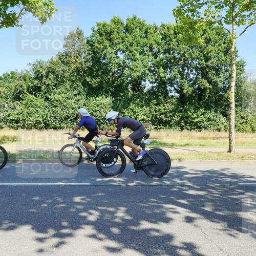 09.08.2026 - GEWOBA Citytriathlon Bremen Michael Burmester http://msf.ph/oto/9960132 09.08.2026 12:39:36 Radfahren 612, 656, 693, 783, 834, 840, 871, 896, 923 meine-sportfotos.de