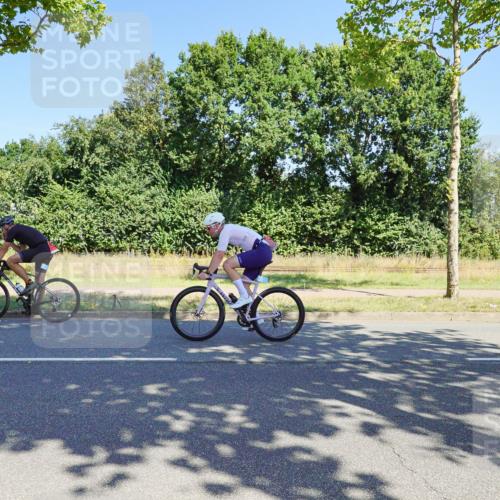 09.08.2026 - GEWOBA Citytriathlon Bremen Michael Burmester http://msf.ph/oto/9960139 09.08.2026 12:39:42 Radfahren 612, 693, 834, 840, 871, 896, 923, 998 meine-sportfotos.de